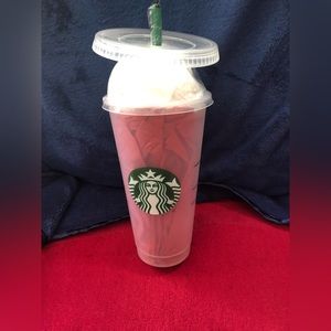 STARBUCKS reusable cold cup with 2 lids